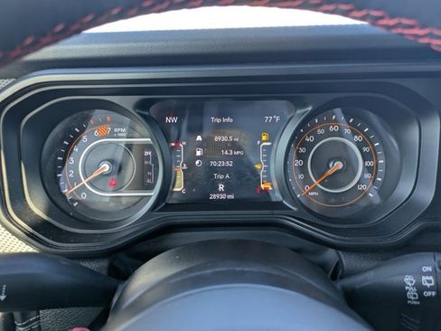 Used 2024 Jeep Wrangler Unlimited Rubicon image 23