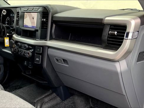 Used 2024 Ford F250 XL w/ FX4 Off-Road Package image 24