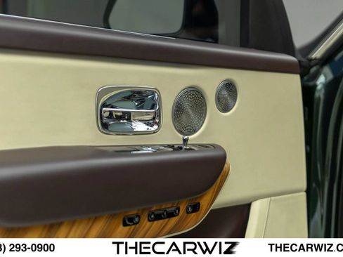 Used 2019 Rolls-Royce Cullinan AWD/4WD image 31