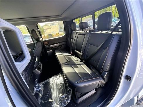 New 2026 Ford F350 Lariat w/ Black Appearance Package AWD/4WD image 11