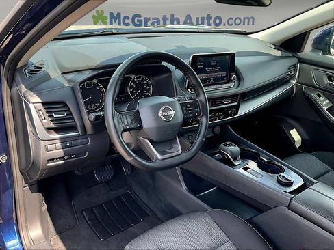 Used 2025 Nissan Rogue SV AWD/4WD image 20