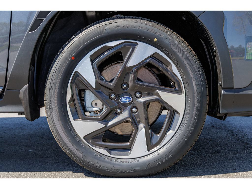 New 2026 Subaru Crosstrek 2.5i Limited w/ Crosstrek Mirror Package AWD/4WD image 9