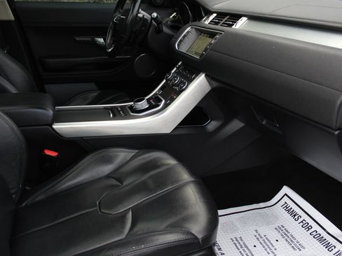 Used 2015 Land Rover Range Rover Evoque Pure Plus image 17