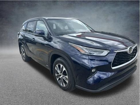 Used 2026 Toyota Highlander XLE AWD/4WD image 8