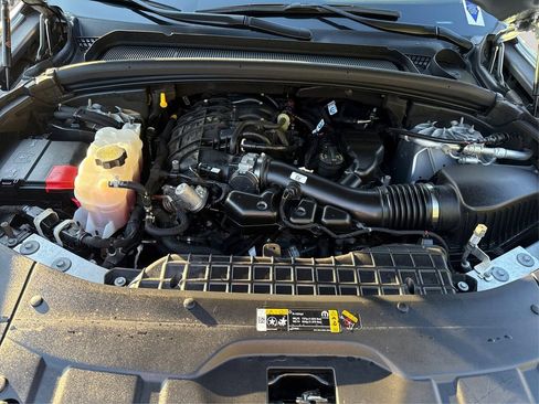 Used 2023 Jeep Grand Cherokee Altitude image 13