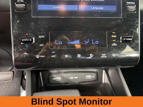 Used 2024 Hyundai Santa Cruz SEL AWD/4WD image 15