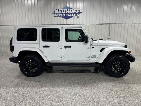 Used 2023 Jeep Wrangler Unlimited Sahara w/ Cold Weather Group AWD/4WD image 1