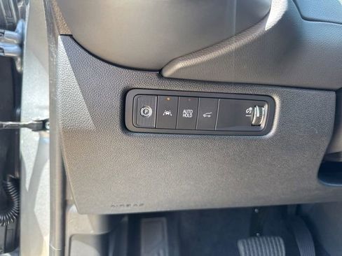 Used 2024 Chevrolet Equinox EV RS FWD image 13