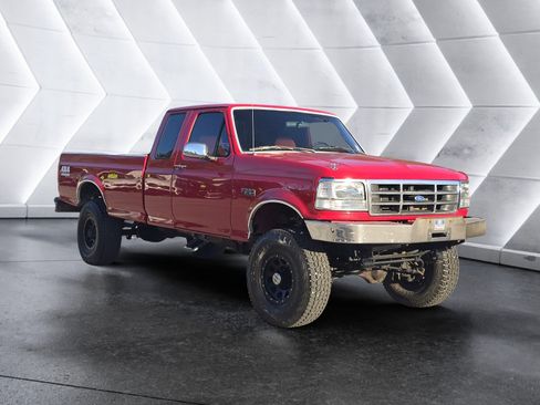 Used 1995 Ford F250 XL image 2
