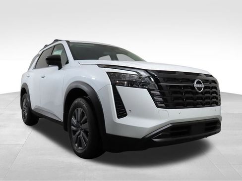 New 2026 Nissan Pathfinder SV AWD/4WD image 7