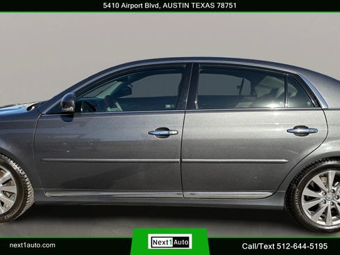 Used 2012 Toyota Avalon Limited image 12
