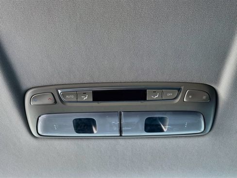 Certified 2023 Kia Telluride EX w/ EX Captain's Chair Package FWD image 31