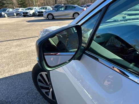 Certified 2025 Subaru Outback w/ Popular Package #1A image 22