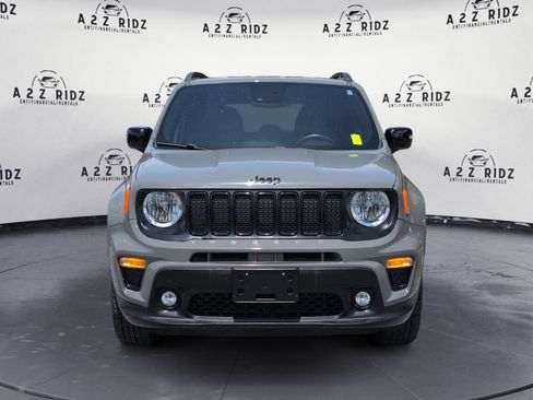 Used 2022 Jeep Renegade Altitude w/ Convenience Group AWD/4WD image 2