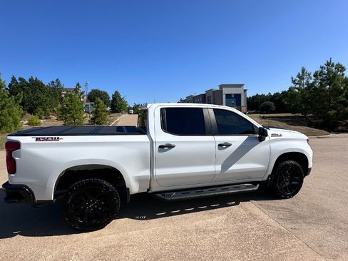 Used 2024 Chevrolet Silverado 1500 Custom Trail Boss AWD/4WD image 4