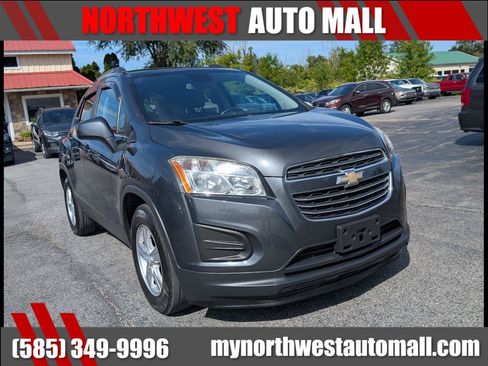 Used 2016 Chevrolet Trax LT w/ LT Convenience Package FWD image 1