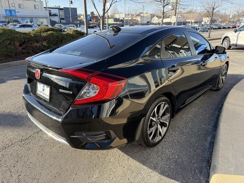 Used 2020 Honda Civic Touring image 12
