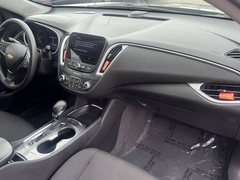 Used 2023 Chevrolet Malibu LT image 27