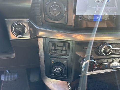 Certified 2025 Ford F150 King Ranch AWD/4WD image 27