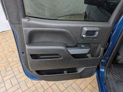 Used 2018 Chevrolet Silverado 1500 LT w/ All Star Edition image 18