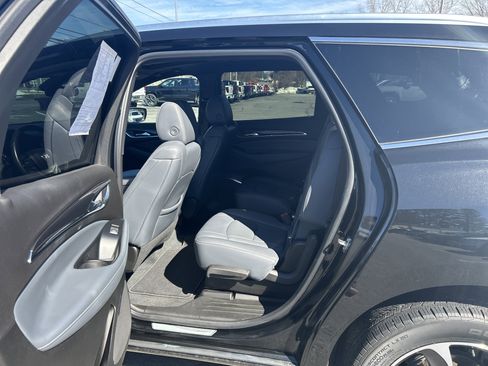 Certified 2022 Buick Enclave Essence w/ Experience Buick Package image 16