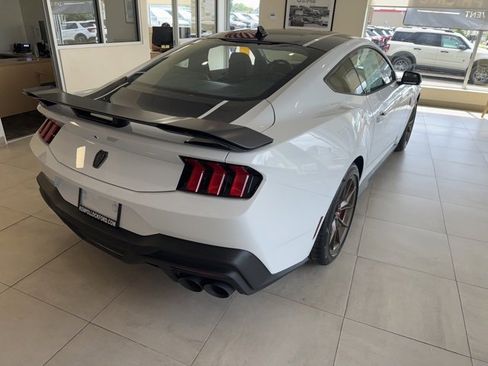 New 2025 Ford Mustang Dark Horse image 4