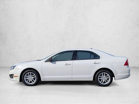 Used 2010 Ford Fusion S image 9