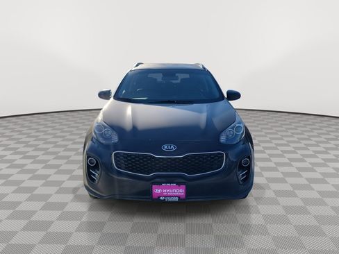 Used 2017 Kia Sportage EX image 3