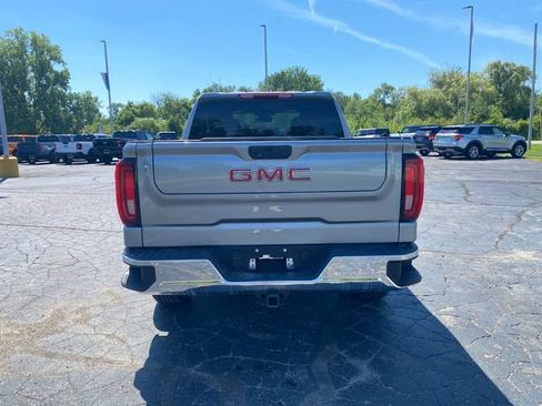 Used 2026 GMC Sierra 1500 SLT AWD/4WD image 8