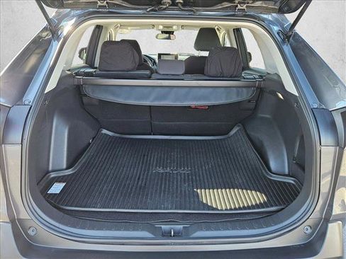 Used 2023 Toyota RAV4 XLE FWD image 6