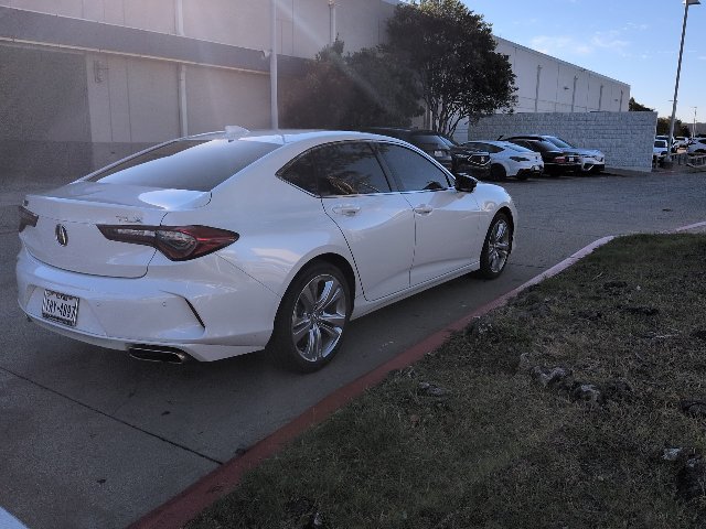 Used 2023 Acura TLX w/ Technology Package FWD image 4