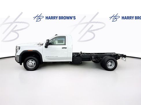 New 2026 GMC Sierra 3500 Pro w/ Convenience Package AWD/4WD image 22