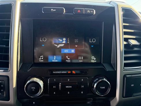 Used 2017 Ford F150 Lariat AWD/4WD image 35