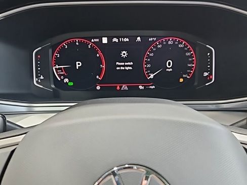 New 2026 Volkswagen Taos SEL image 34