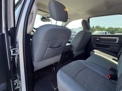 Used 2018 RAM 1500 Big Horn AWD/4WD image 39