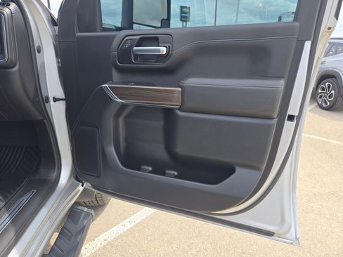 Used 2022 Chevrolet Silverado 2500 LT w/ Convenience Package image 28