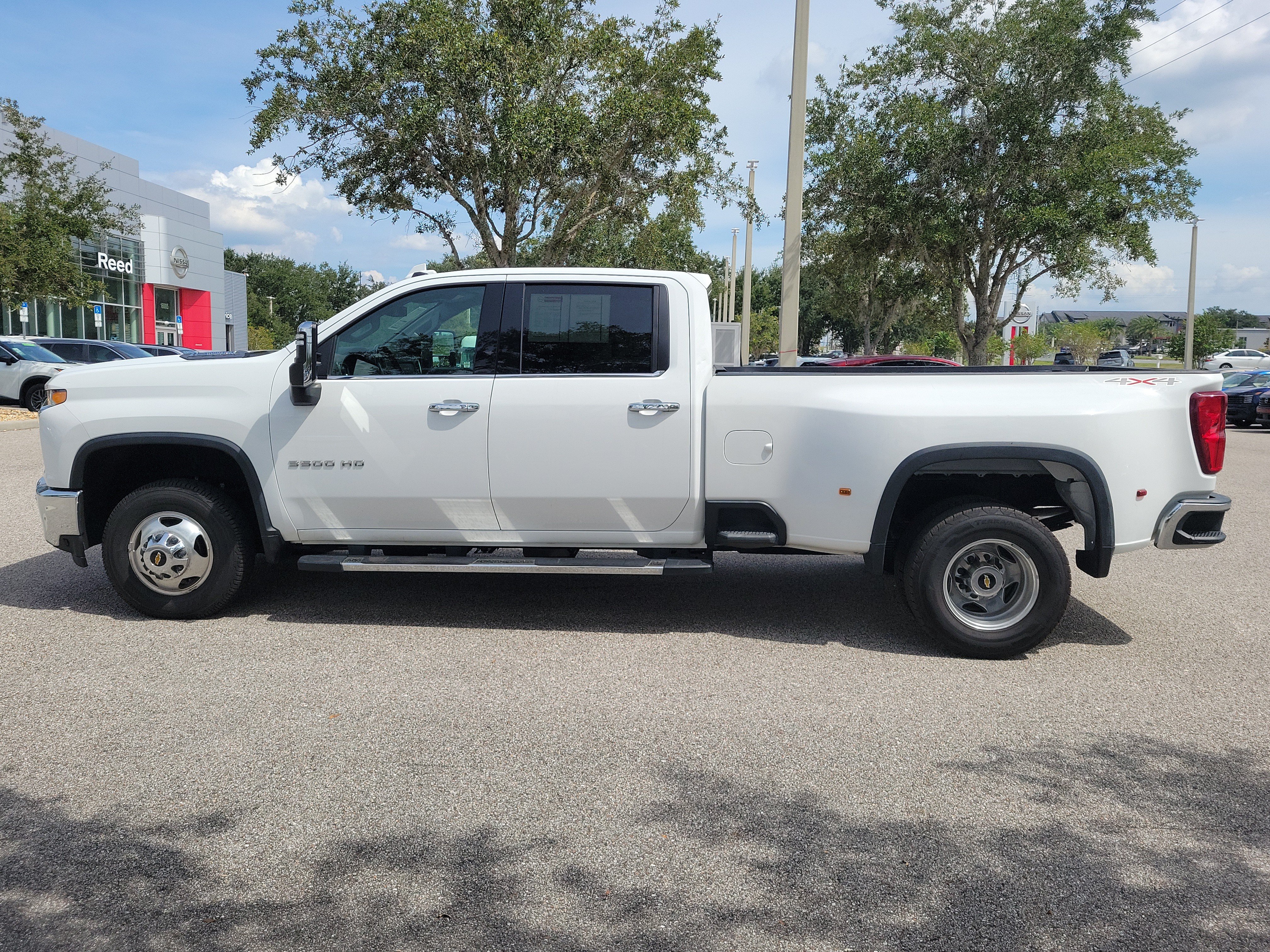 Used 2022 Chevrolet Silverado 3500 LTZ w/ LTZ Plus Package AWD/4WD image 9