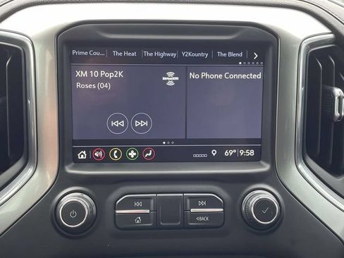 Used 2019 Chevrolet Silverado 1500 LT Trail Boss AWD/4WD image 24