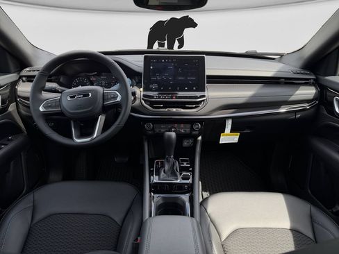 New 2026 Jeep Compass Latitude AWD/4WD image 18