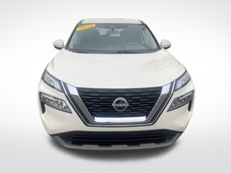 Used 2023 Nissan Rogue SV video 2