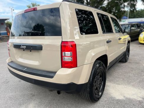 Used 2017 Jeep Patriot Sport image 3