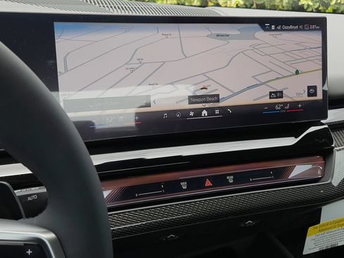New 2027 BMW 550e xDrive AWD/4WD image 11