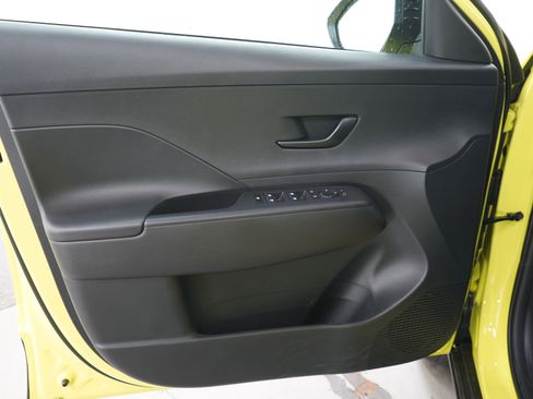 Used 2026 Hyundai Kona SEL Sport AWD/4WD image 19