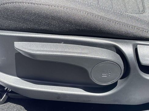 New 2026 Hyundai Santa Cruz SE AWD/4WD image 17