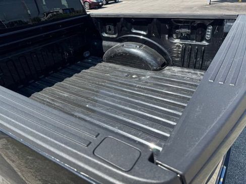 Used 2015 Ford F150 XLT w/ Equipment Group 302A Luxury AWD/4WD image 36