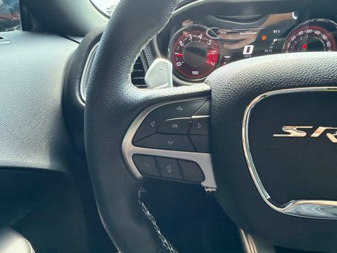 Used 2018 Dodge Challenger SRT Hellcat RWD image 11