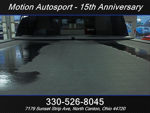 Used 2016 Nissan Titan SL image 11