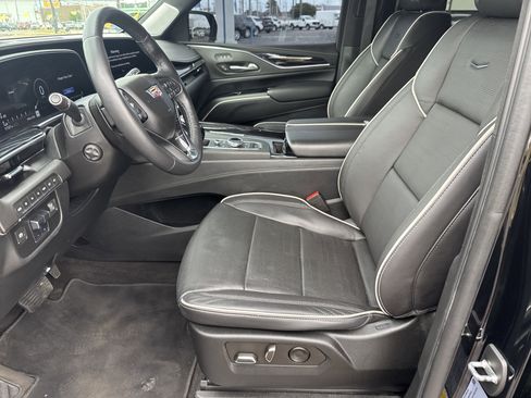 Used 2022 Cadillac Escalade ESV Sport w/ Touring Package AWD/4WD image 10
