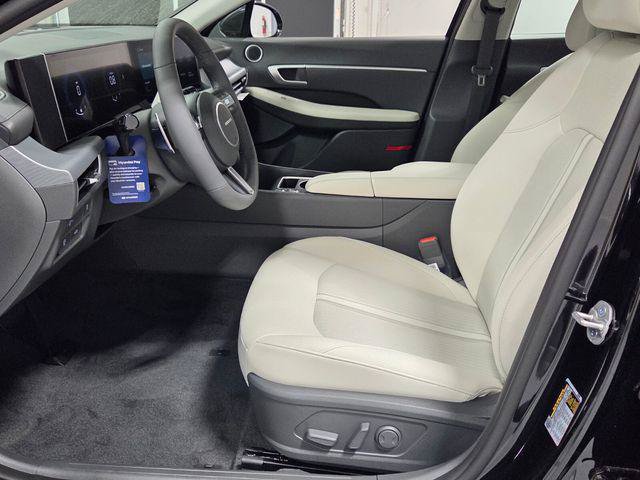 New 2026 Hyundai Sonata SEL FWD image 5
