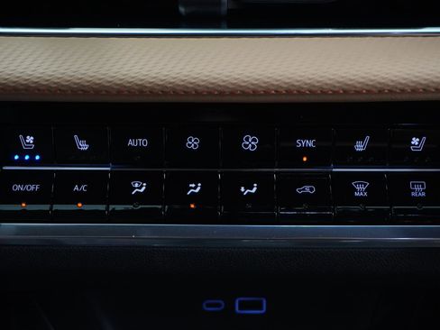 New 2026 Chevrolet Equinox ACTIV w/ Convenience Package III image 28